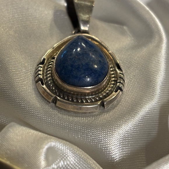Jon McCray sterling lapis pendant - Picture 2 of 4